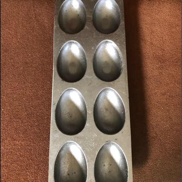 None Other - Antique Egg Tray